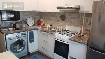 1-комнатная квартира, этаж 4 из 4, 31 м²