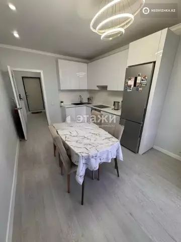 1-комнатная квартира, этаж 13 из 13, 44 м²
