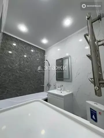 1-комнатная квартира, этаж 13 из 13, 44 м²