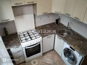 3-комнатная квартира, этаж 3 из 4, 60 м²