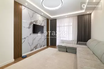 3-комнатная квартира, этаж 3 из 12, 102 м²