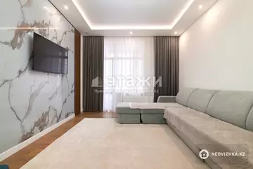 3-комнатная квартира, этаж 3 из 12, 102 м²