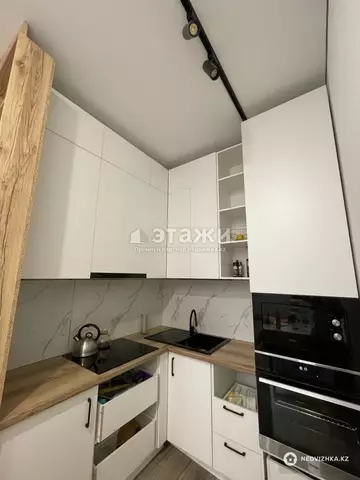 2-комнатная квартира, этаж 13 из 15, 45 м²