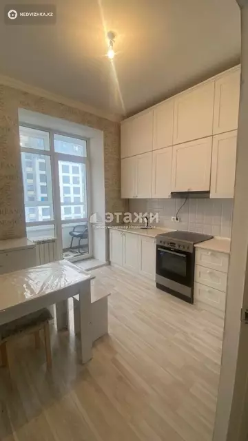 1-комнатная квартира, этаж 4 из 10, 39 м²
