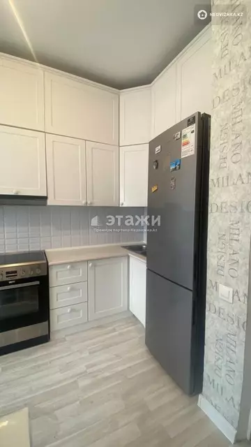 1-комнатная квартира, этаж 4 из 10, 39 м²