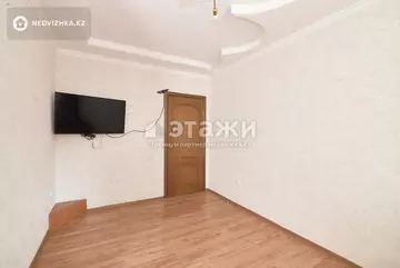 2-комнатная квартира, этаж 4 из 14, 55 м²