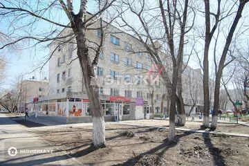 1-комнатная квартира, этаж 1 из 5, 18 м²