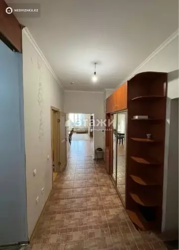 1-комнатная квартира, этаж 6 из 12, 85 м²