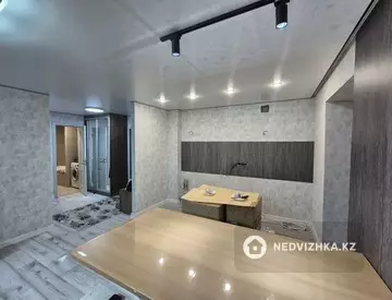 2-комнатная квартира, этаж 9 из 12, 52 м²