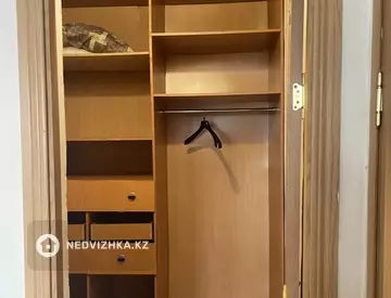 1-комнатная квартира, этаж 9 из 9, 40 м²