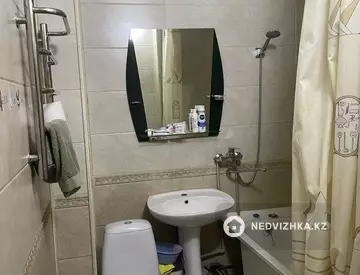 1-комнатная квартира, этаж 9 из 9, 40 м²