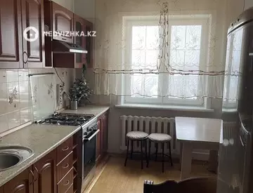 1-комнатная квартира, этаж 9 из 9, 40 м²