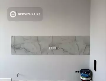 2-комнатная квартира, этаж 17 из 24, 49 м²