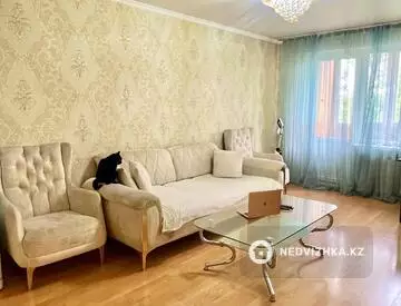 3-комнатная квартира, этаж 4 из 5, 62 м²