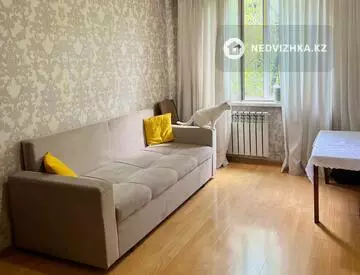 3-комнатная квартира, этаж 4 из 5, 62 м²