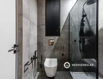 5-комнатная квартира, этаж 3 из 3, 147 м²