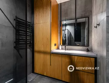5-комнатная квартира, этаж 3 из 3, 147 м²