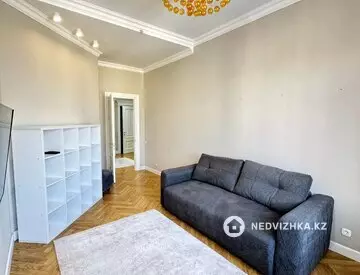 4-комнатная квартира, этаж 6 из 3, 166 м²