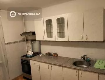 2-комнатная квартира, этаж 9 из 10, 54 м², на длительный срок