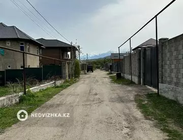 5-комнатный дом, 6 соток, 217 м²