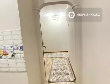 2-комнатная квартира, этаж 3 из 5, 52 м²
