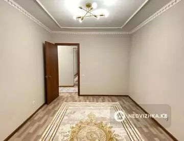 2-комнатная квартира, этаж 3 из 5, 52 м²