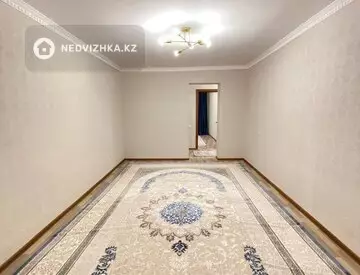 2-комнатная квартира, этаж 3 из 5, 52 м²