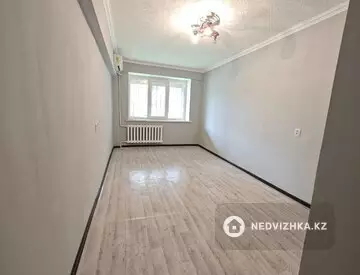 1-комнатная квартира, этаж 1 из 5, 17 м²