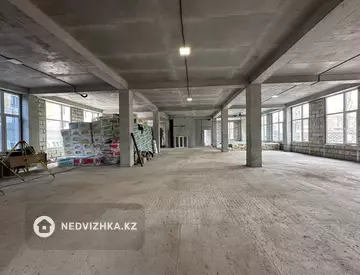Здание, 4 этажа, 2 108 м²