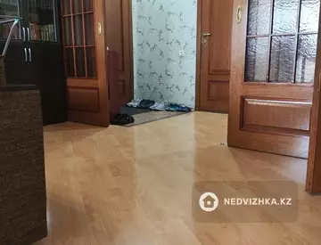 3-комнатная квартира, этаж 5 из 5, 81 м²