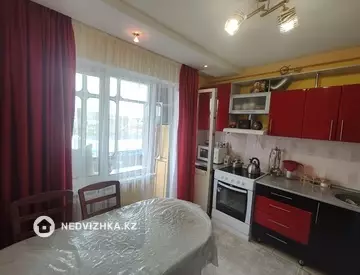 3-комнатная квартира, этаж 4 из 5, 72 м²