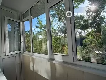 3-комнатная квартира, этаж 3 из 5, 60 м²