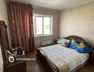3-комнатная квартира, этаж 8 из 9, 70 м²