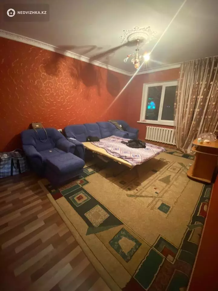 64 м², 3-комнатная квартира, этаж 1 из 9, 64 м², на длительный срок, изображение - 1