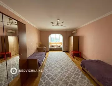 3-комнатная квартира, этаж 2 из 11, 150 м²