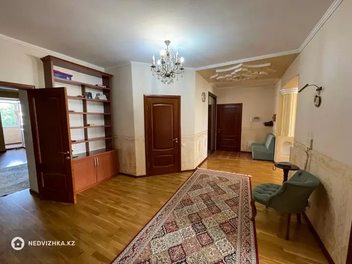 150 м², 3-комнатная квартира, этаж 2 из 11, 150 м², изображение - 1