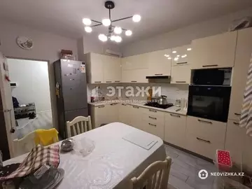 3-комнатная квартира, этаж 4 из 9, 76 м²