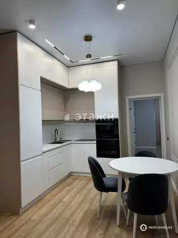 2-комнатная квартира, этаж 9 из 20, 70 м²