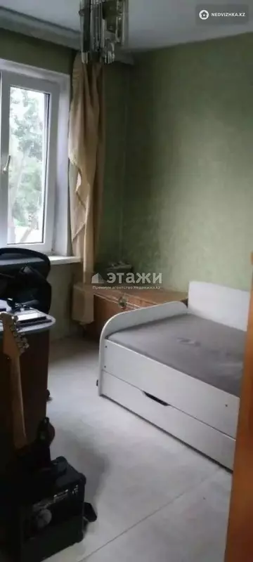 3-комнатная квартира, этаж 4 из 4, 58 м²