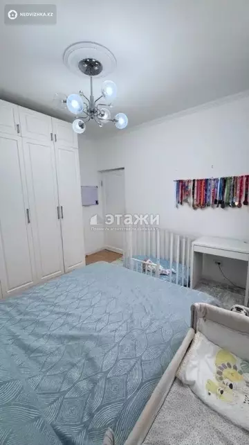 3-комнатная квартира, этаж 4 из 5, 64 м²