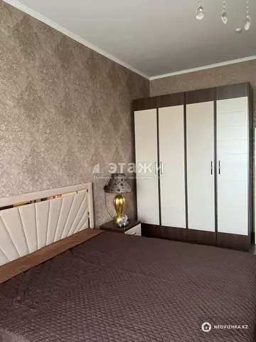 2-комнатная квартира, этаж 9 из 19, 100 м², на длительный срок