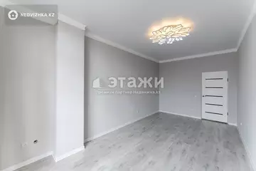 1-комнатная квартира, этаж 4 из 10, 40 м²