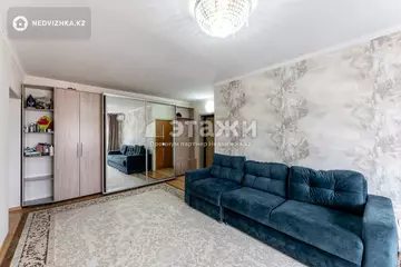 3-комнатная квартира, этаж 4 из 9, 68 м²