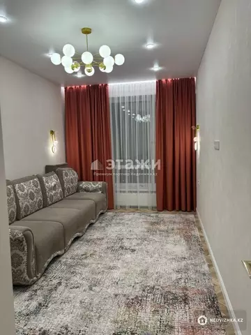4-комнатная квартира, этаж 8 из 12, 119 м²