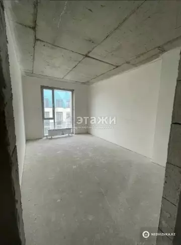 5-комнатная квартира, этаж 7 из 9, 201 м²