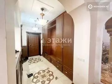 3-комнатная квартира, этаж 12 из 14, 94 м²