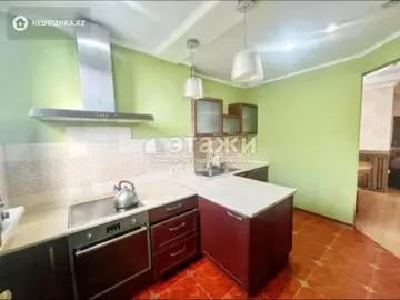 3-комнатная квартира, этаж 12 из 14, 94 м²