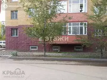 3-комнатная квартира, этаж 4 из 9, 74 м²