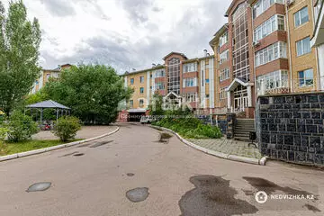 2-комнатная квартира, этаж 4 из 4, 86 м²