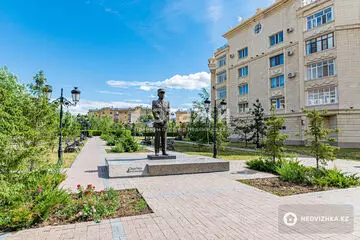 2-комнатная квартира, этаж 4 из 4, 86 м²